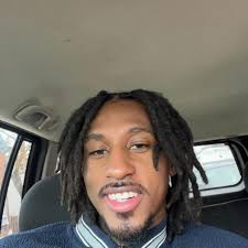 What's causing the influx of low-level accounts in Warzone?