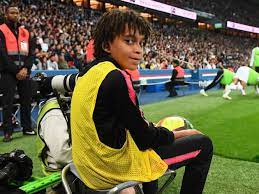 73 kg ( 160.937 lbs). Ethan Mbappe 5 Things To Know About Kylian S Younger Brother In Paris Saint Germain S Academy Ht Media