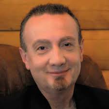 Forfatter Gerry Gavin. Bøker, lydbøker, biografi og bilder