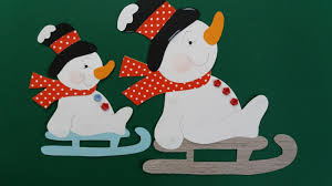 Da das motiv recht groß ist, benötigt es ein entsprechend großes fenster. Fensterbild Tonkarton Schneemann Paar Winter Deko Weihnachtsmann Basteln Tonkarton Fensterbilder