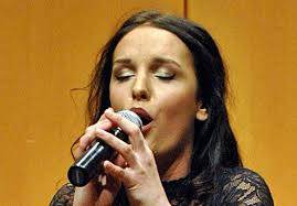 Solosängerin Isabell Schmitz begeistert im Haus der Stadt