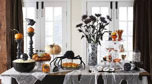 Throwing a halloween dinner party can be a great way to show off your halloween décor. The Idea Of 6 Halloween Decorations Will Blow Scary Winds At Home