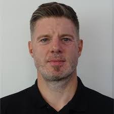 Chris Tomkinson's Instagram, Twitter & Facebook