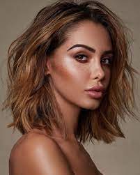 Mais la star ne manque pas d'autodérision! Nabilla Benattia Imdb