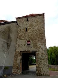 The castle was first mentioned in a document when the knight bernhard bitter and his wife gertrudis de ostendorp made it an open house for the bishop of münster ludwig ii of hesse on april 18, 1316. Haus Ostendorf Medienwerkstatt Wissen C 2006 2021 Medienwerkstatt