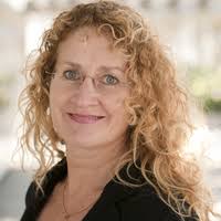 PDF) Weerbaarheid tegen radicalisering en extremisme: Welke factoren  bepalen of iemand weerbaar is tegen extremistische invloeden en zijn deze  factoren meetbaar?