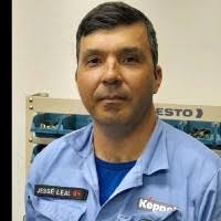 10+ perfis com “Jesse Leal”