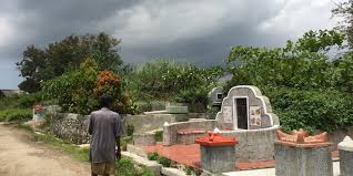 Kematian tien diumumkan langsung oleh mensesneg moerdiono. 6 Fakta Menarik Soal Makam Tionghoa Yang Belum Anda Ketahui Halaman All Kompas Com