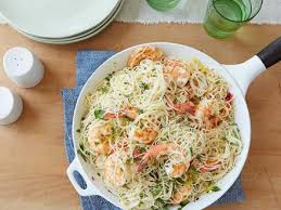 As the temperature rises, don't get stuck sweating it over the stove top for hours! 81 Easy Summer Weeknight Dinner Recipes Recipes Dinners And Easy Meal Ideas Food Network