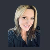 Theresa Mattern's Instagram, Twitter & Facebook