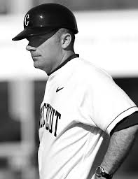 UNivErSiTy OF CONNECTiCUT