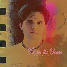 Ash Nelson's Instagram, Twitter & Facebook