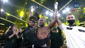 รัศมีแข ชัยชนะที่ยิ่งใหญ่ ส่งท้าย 10fight10 ซีซั่น2 เอาชนะ เอ็กซ์ ธิตินันท์ ไปได้อย่างสวยงาม หลังโชว์สเต็ปมวยอย่างสวยงาม อัปเปอร์คัตจนเลือด. Xy2v9vao3ppjzm