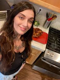 Crunchy chicken taco recipe for taco Tuesday dinner