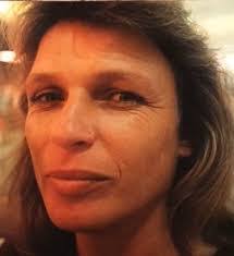 Ann Etter's Instagram, Twitter & Facebook