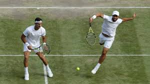 Los dos colombianos sueñan ahora con pelear por el título en el famoso torneo francés, en el que solamente han llegado precisamente hasta las 'semis', en las ediciones de 2017, 2019 y 2020. Cabal Y Farah Cayeron En Cuartos De Wimbledon
