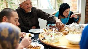 Buku ini merupakan suplemen dalam proses belajar bahasa arab, khususnya bahasa arab aktif. Inilah Bacaan Doa Makan Bahasa Arab Latin Serta Terjemahan Lengkap Dengan 6 Adab Makan Dalam Islam Tribun Jambi