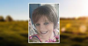 Leann Denny's Instagram, Twitter & Facebook