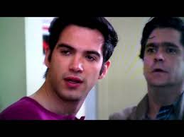 Un escenario para amar momento de tensión