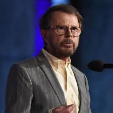 Detta efter att hans ledningar skadats och grävts av. Latest Bjorn Ulvaeus News And Archives Contactmusic Com