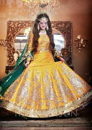 Mehndi Dresses Ideas For Pakistani Wedding The Odd Onee In 2020 Bridal Mehndi Dresses Mehndi Dress Fancy Wedding Dresses