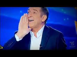 Citons le chanteur lyrique italien ezio pinza, le compositeur ezio bosso, ou encore l'acteur, réalisateur et animateur télé ezio greggio. Ezio Greggio Best Of Le Velinee Youtube
