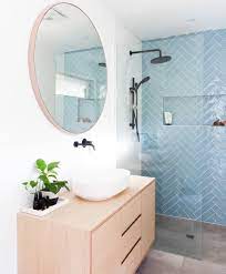 badkamer inspiratie met visgraat tegels badkamer inspiratie badkamer inrichting scandinavische badkamer