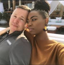 Lira announces separation from husband Robin Kohl