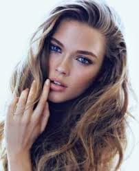 Proche du blond, mais sans lui ressembler, il est l'alternative parfaite pour les indécises. La Couleur De Cheveux Chatain Clair Une Coloration Pour Qui