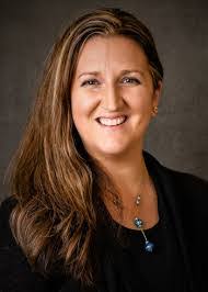 Sandra Linder's Instagram, Twitter & Facebook