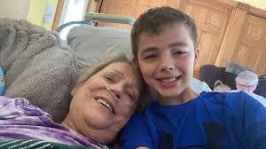 Mary Nowaczyk's Instagram, Twitter & Facebook