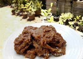 Empal gentong termasuk masakan tradisional khas kota cirebon dengan rasa milik gulai. Resep Lezat Empal Gepuk Basah