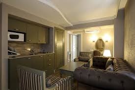 The hotel that has the most 2 bedroom suites is the ivy hotel. 2 Bedroom Suites The Pine Hill Hotel Suites