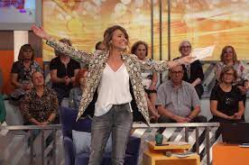 Leonor poeiras recorda percurso na tvi. Leonor Poeiras Acompanha Filho A Escola Em Transportes Publicos