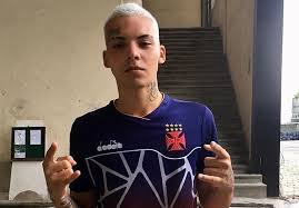 Veja lojas e estúdios de tatuagens e body piercing onde fazer tatuagens, piercings e comprar brincos ou material de tatuagens: Apos Destaque Na Copinha E Polemica No Vasco Atacante Tenta Recomeco Em Clube Do Para Futebol Ge