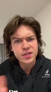 #ad @visible offers wireless service designed for singles and they’ve  partnered with @match @Tinder to get you gifts babyyy #VisiblePartner  #VisibleSingles Registry