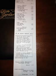 A lot of people feel that they should just tip 10. My Brother Wife 3 Year Old Daughter And I Went To Olive Garden After A Recent House Fire At My Parents When Random Acts Of Kindness Good Deeds Olive Gardens