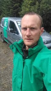 Bonnie Trott's Instagram, Twitter & Facebook