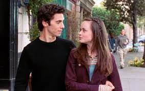 The unborn child of rory gilmore. Gilmore Girls Milo Ventimiglia Doesn T Know Who Rory S Baby S Dad Is