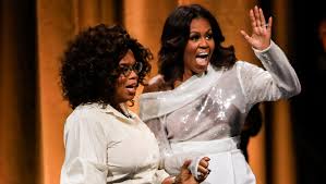 The fans will be able to see the former first lady up i guess us normals can't buy tickets to see michelle obama here in norcal. Michelle Obama Becoming 5 Moments From Chicago Tour Stop With Oprah