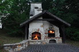 Gartenwelt Grillkamin Und Gartensauna Wellness Fur Ihren Urlaub Im Garten Zuhause Hilpert Dampfbad Kachelofen Und Kamin