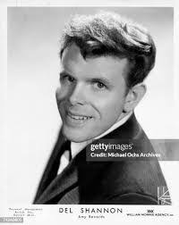 Shannon Ochs's Instagram, Twitter & Facebook