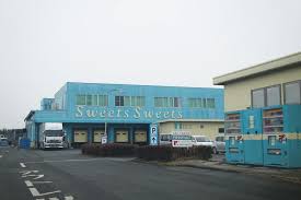 訳ありスイーツが大特価 熊本の菊池にある スイーツスイーツ の工場直売所は甘党大歓喜の楽園だ けんさむの熊本紹介 スイーツ 熊本 美味しい ケーキ