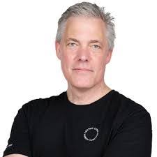 Michelle Crepeau's Instagram, Twitter & Facebook