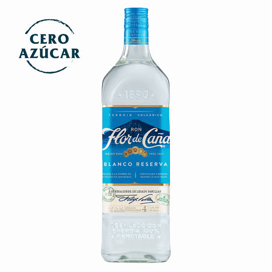 Ron Flor de Caña Extra Seco 4 Años Blanco (750 ml)