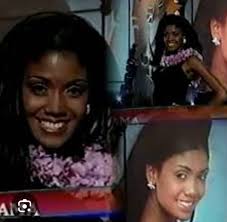 Hola amigos panameños del mundo entero. Este platillo es un Rice and Beans  con pollo estilo caribeño panameño y crujiente patacones. Sin faltar el ají  o chile panameño pica pica. Desde San