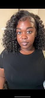 Are there any beauticians in the Clarksville area that makes house calls ?