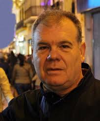 EL AYUNTAMIENTO OTORGA LA MENCIÓN HONORÍFICA A ANTONIO ÁVILA ALARCÓN