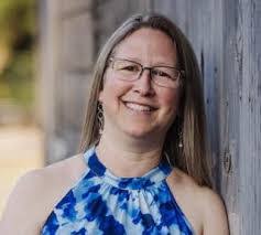 Lori Karp's Instagram, Twitter & Facebook