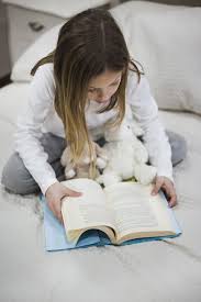 Maybe you would like to learn more about one of these? Nina Leyendo Un Libro Foto Gratis Free Photo Freepik Freephoto Escuela Libro Educacion Chica Ninos Leyendo Libros Para Leer Leer